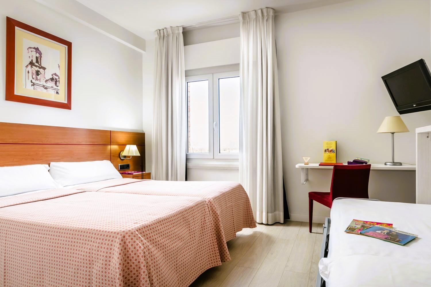 Hotel Palacios Alfaro Luaran gambar