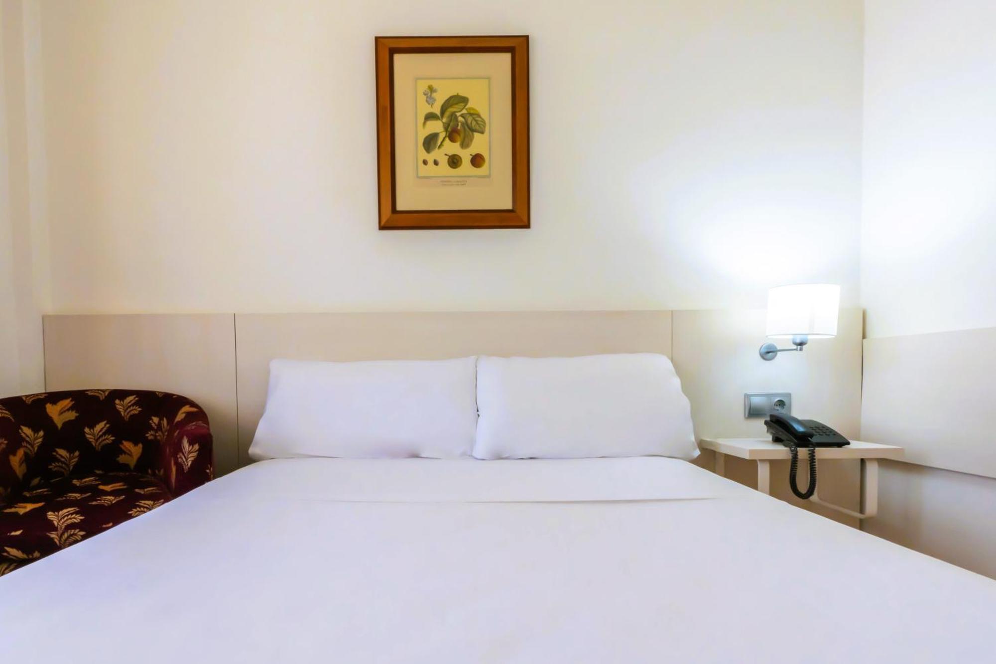 Hotel Palacios Alfaro Luaran gambar