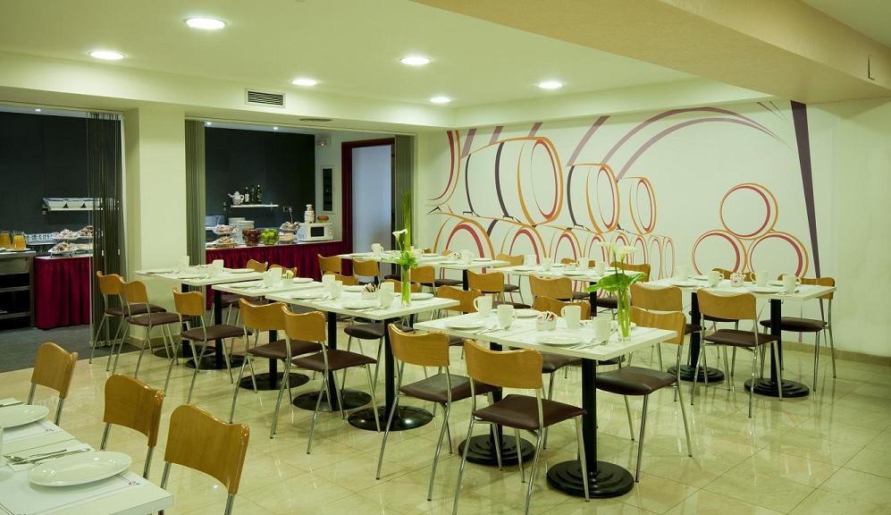 Hotel Palacios Alfaro Luaran gambar