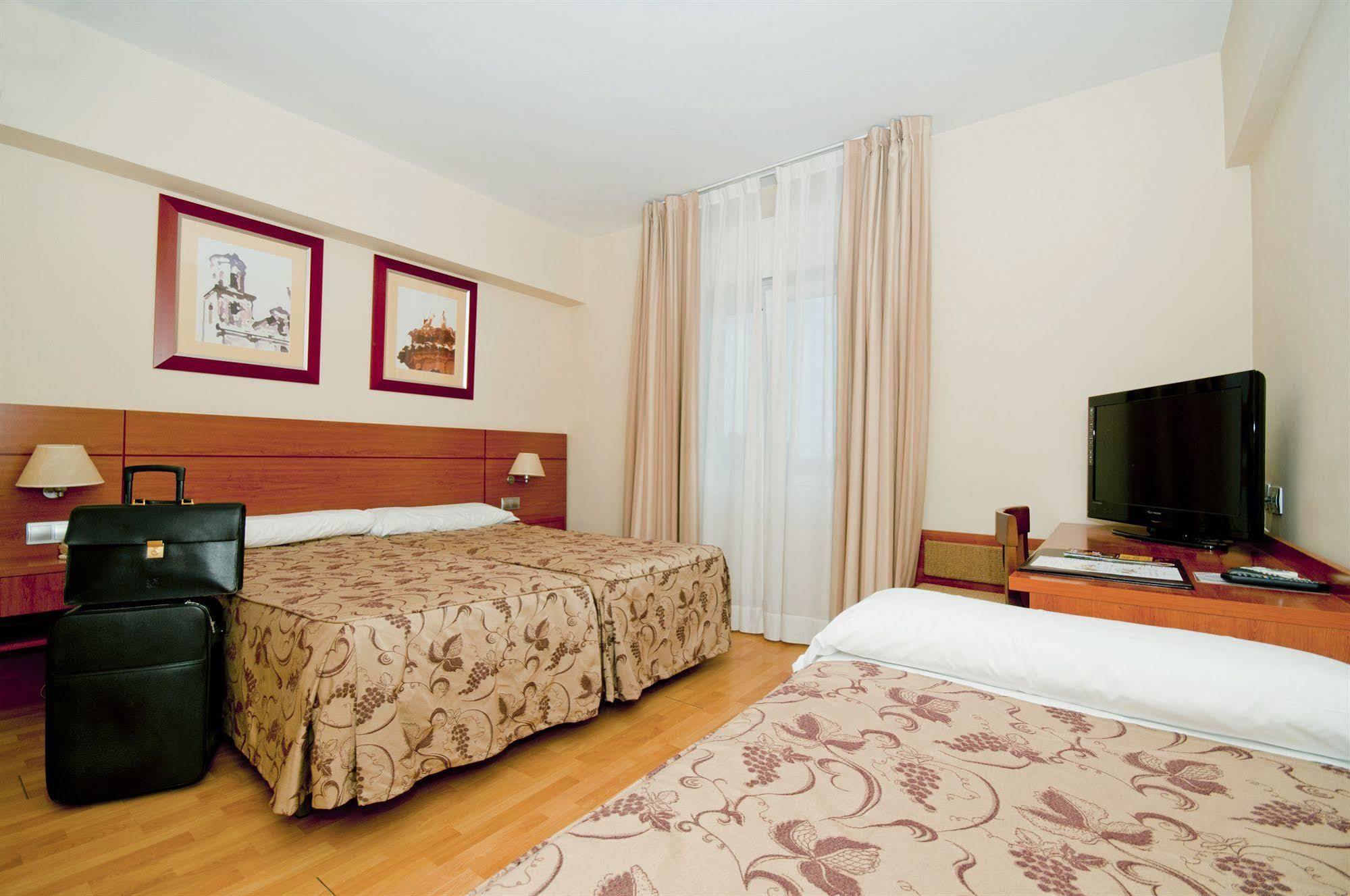 Hotel Palacios Alfaro Bilik gambar