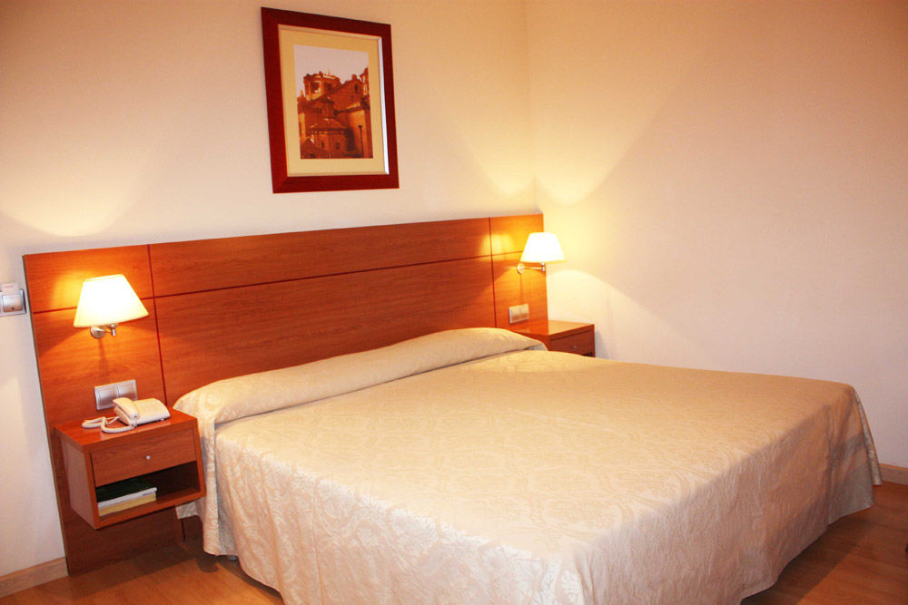Hotel Palacios Alfaro Bilik gambar